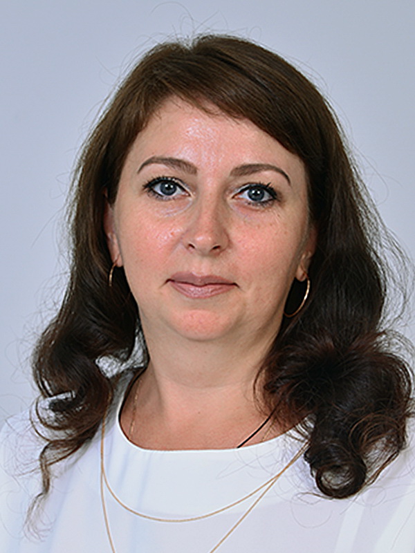 Попова Татьяна Вячеславовна.